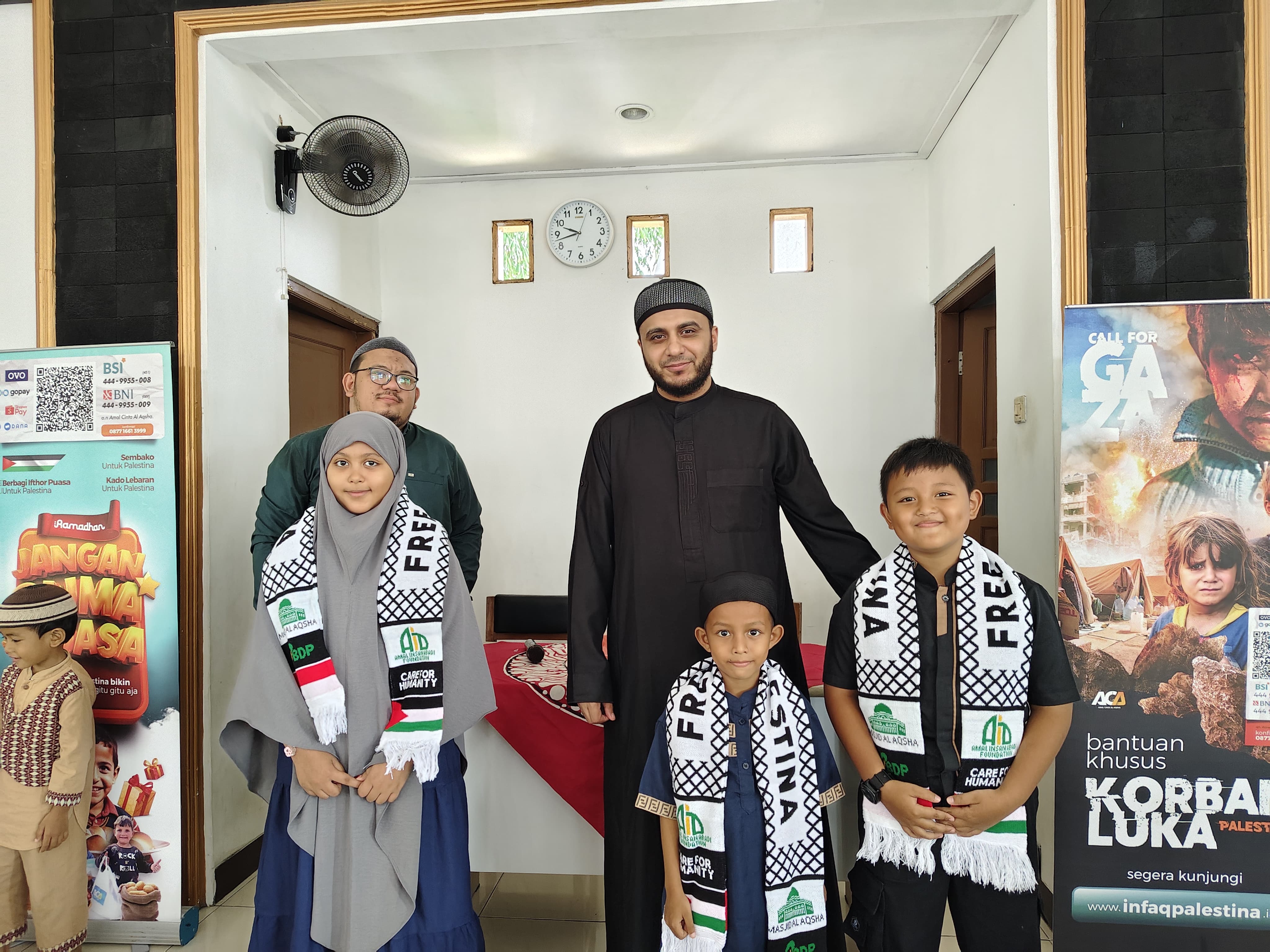 Kunjungan Syaikh Ahmad Younis dari Gaza di Sdit Khoiro Ummah